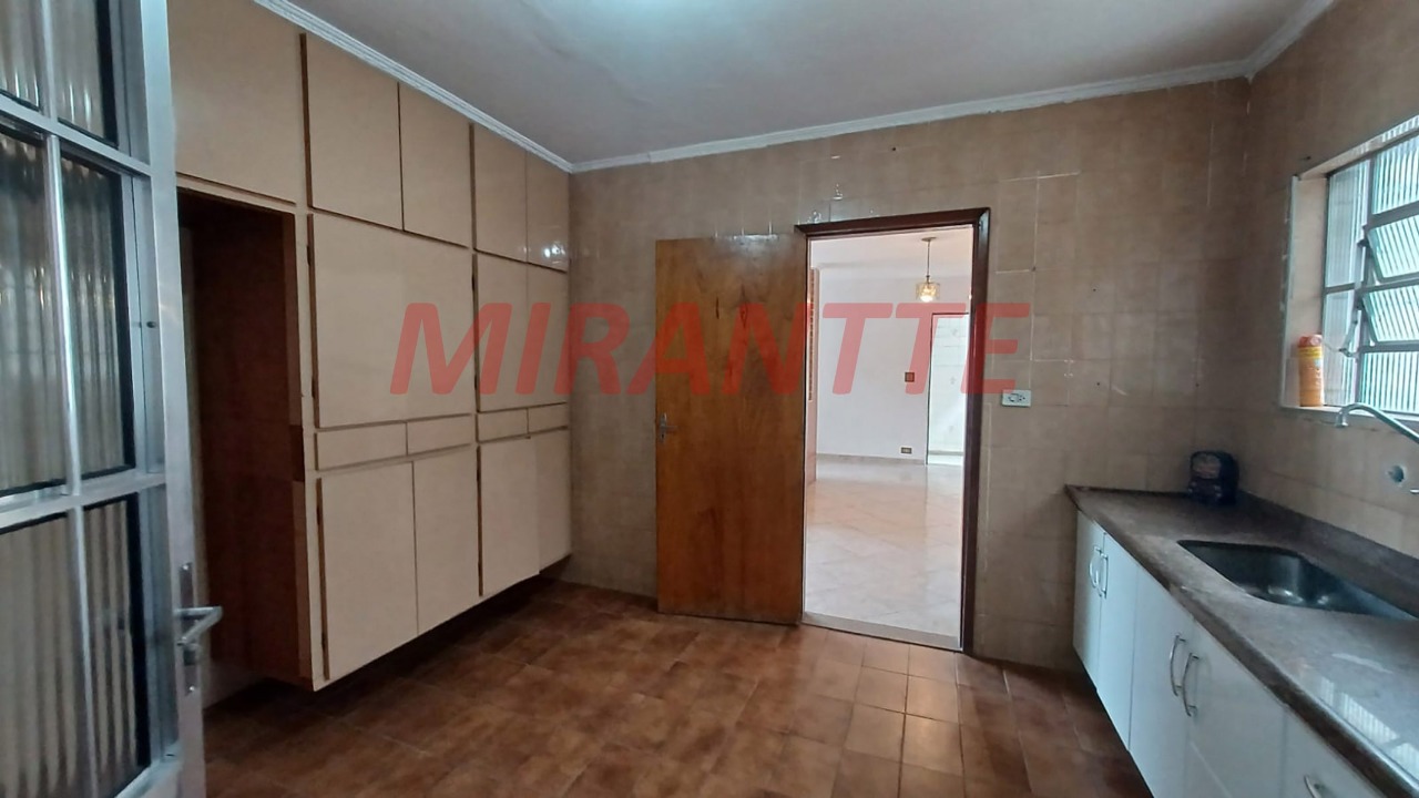 Sobrado de 270m² com 5 quartos em Jardim Jaçanã