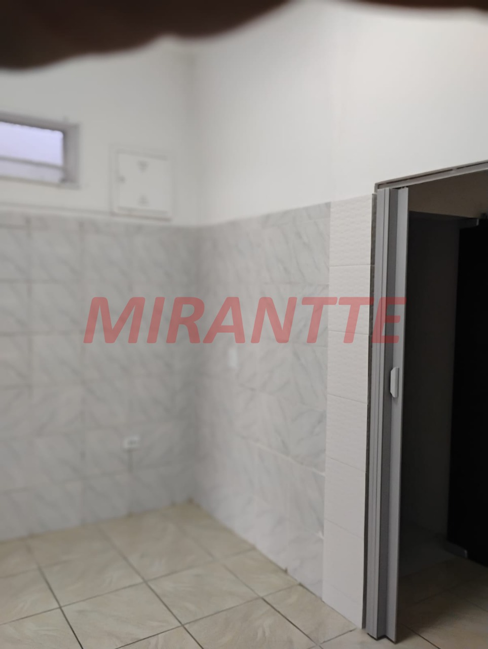 Comercial de 40m² em Santana