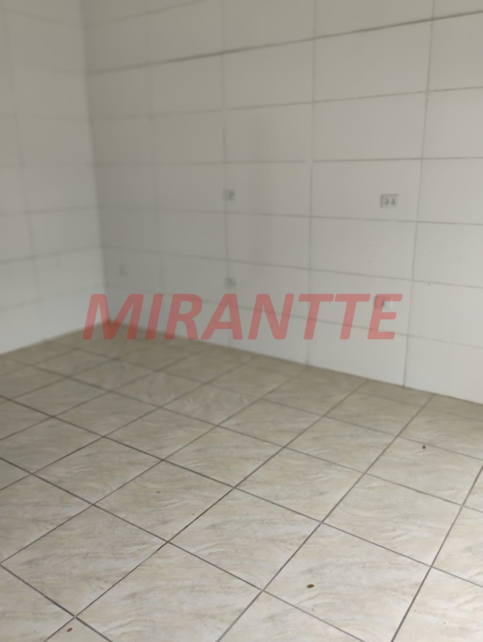 Comercial de 40m² em Santana