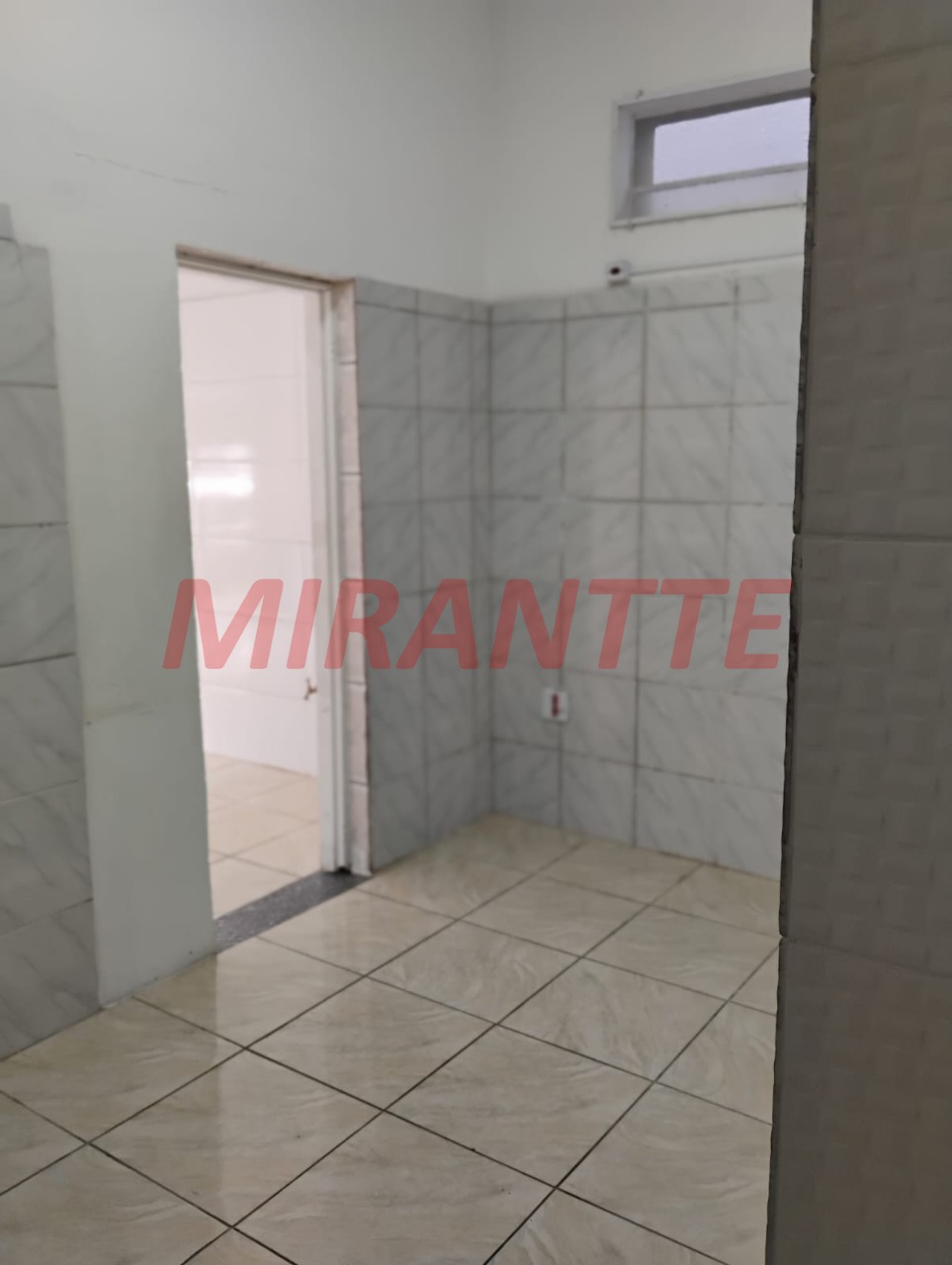 Comercial de 40m² em Santana