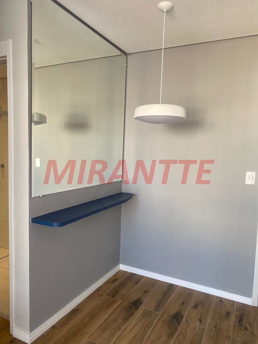 Apartamento de 49m² com 2 quartos em Vila Mazzei