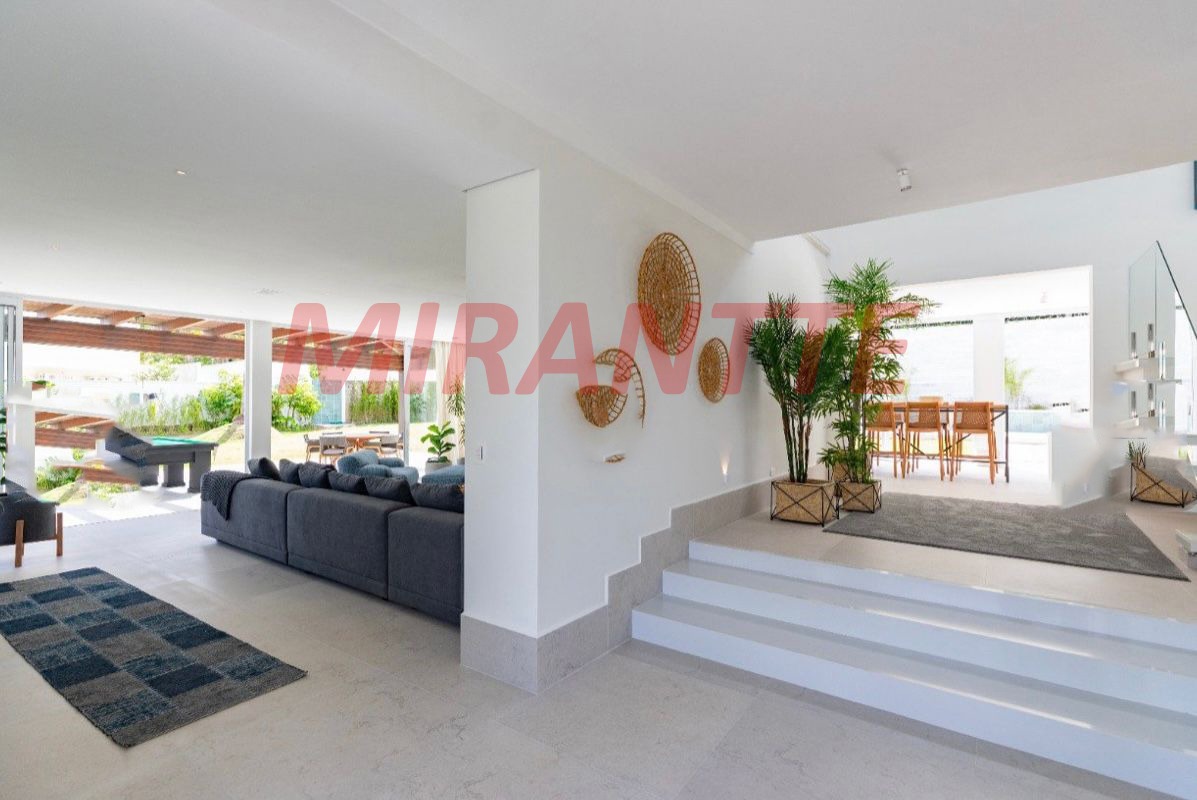Sobrado de 619.21m² com 7 quartos em TABATINGA