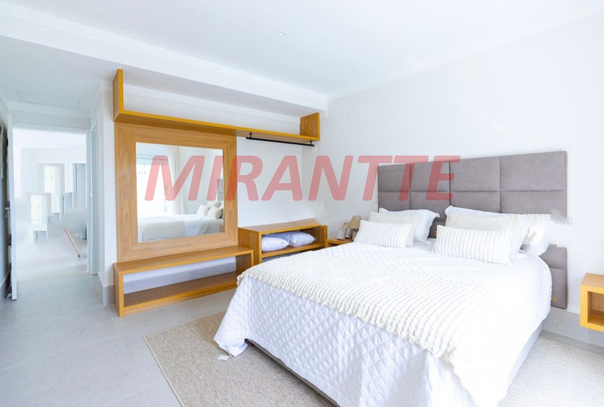 Sobrado de 619.21m² com 7 quartos em TABATINGA
