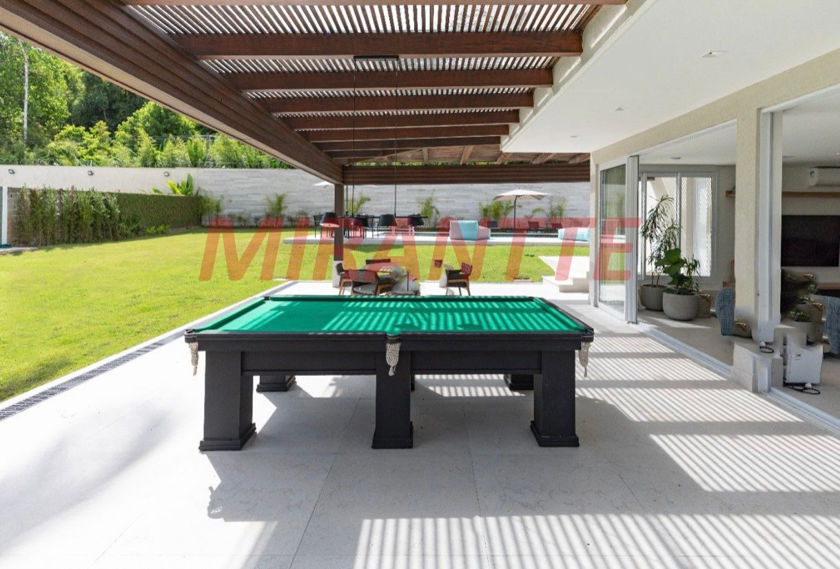 Sobrado de 619.21m² com 7 quartos em TABATINGA