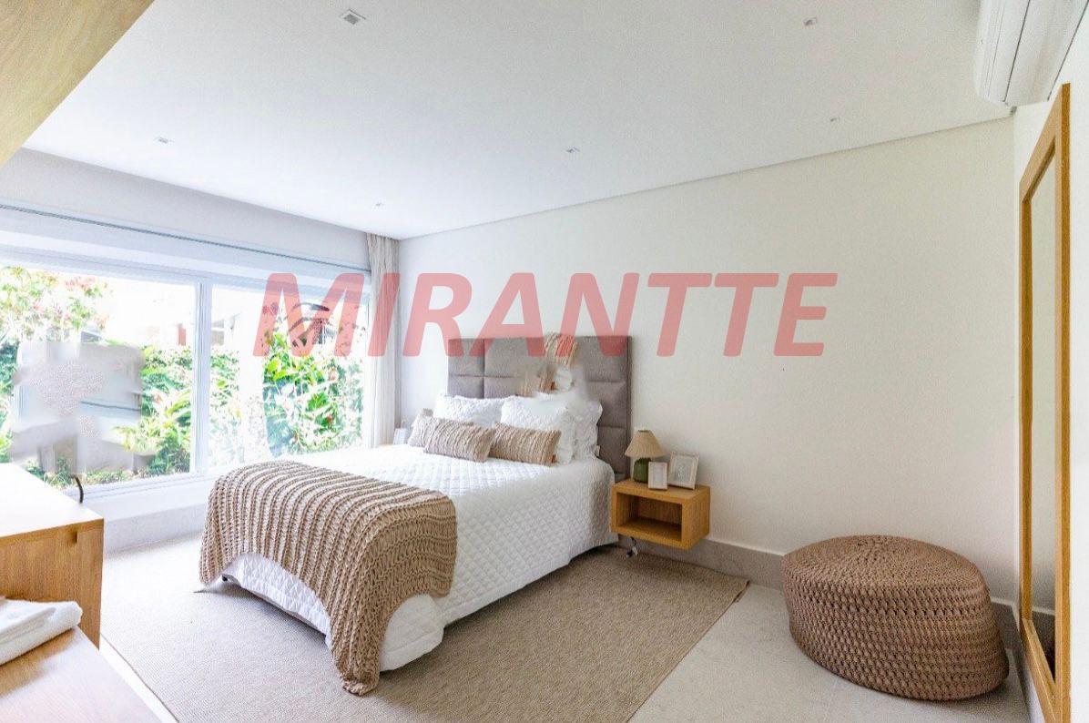 Sobrado de 619.21m² com 7 quartos em TABATINGA