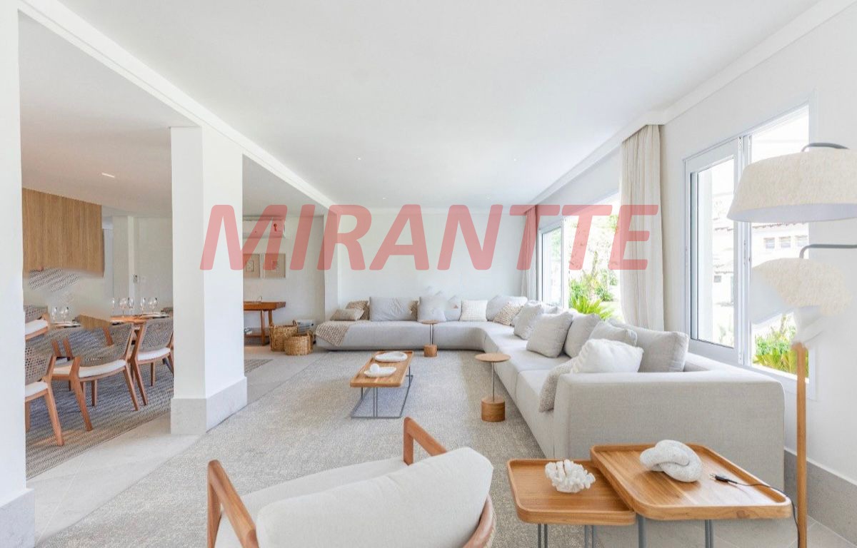 Sobrado de 619.21m² com 7 quartos em TABATINGA
