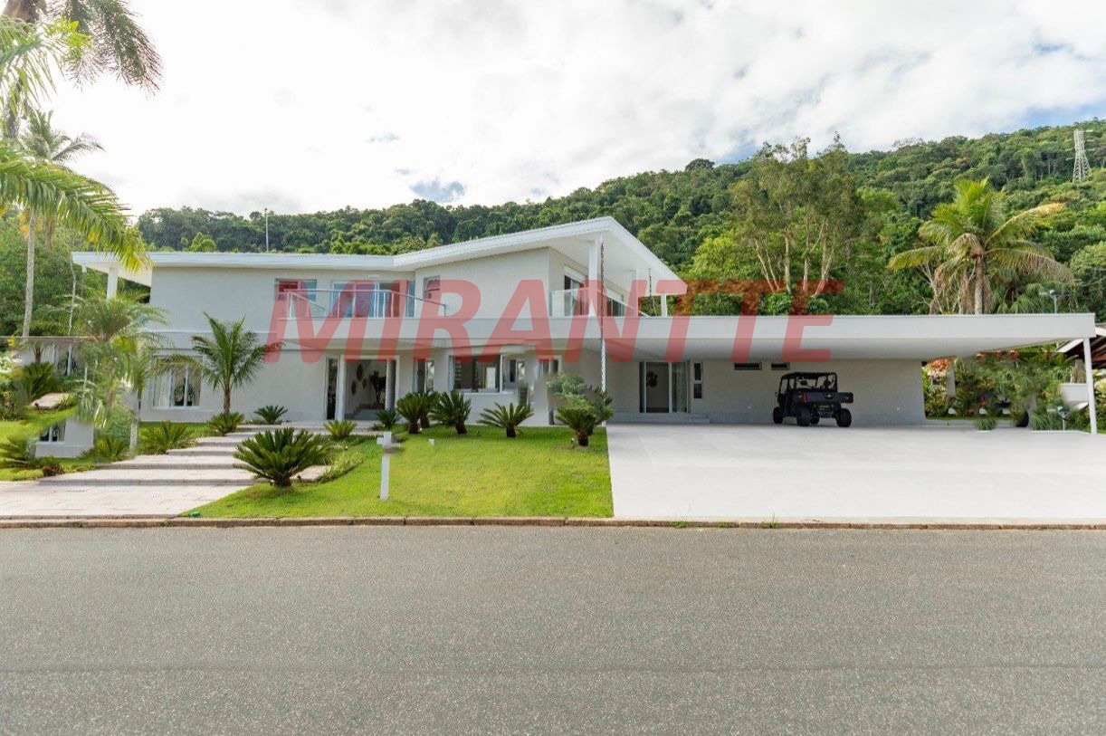 Sobrado de 619.21m² com 7 quartos em TABATINGA