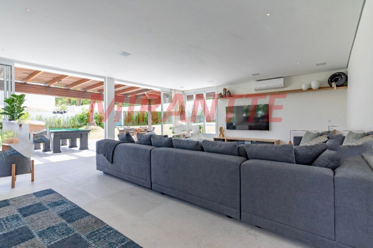 Sobrado de 619.21m² com 7 quartos em TABATINGA