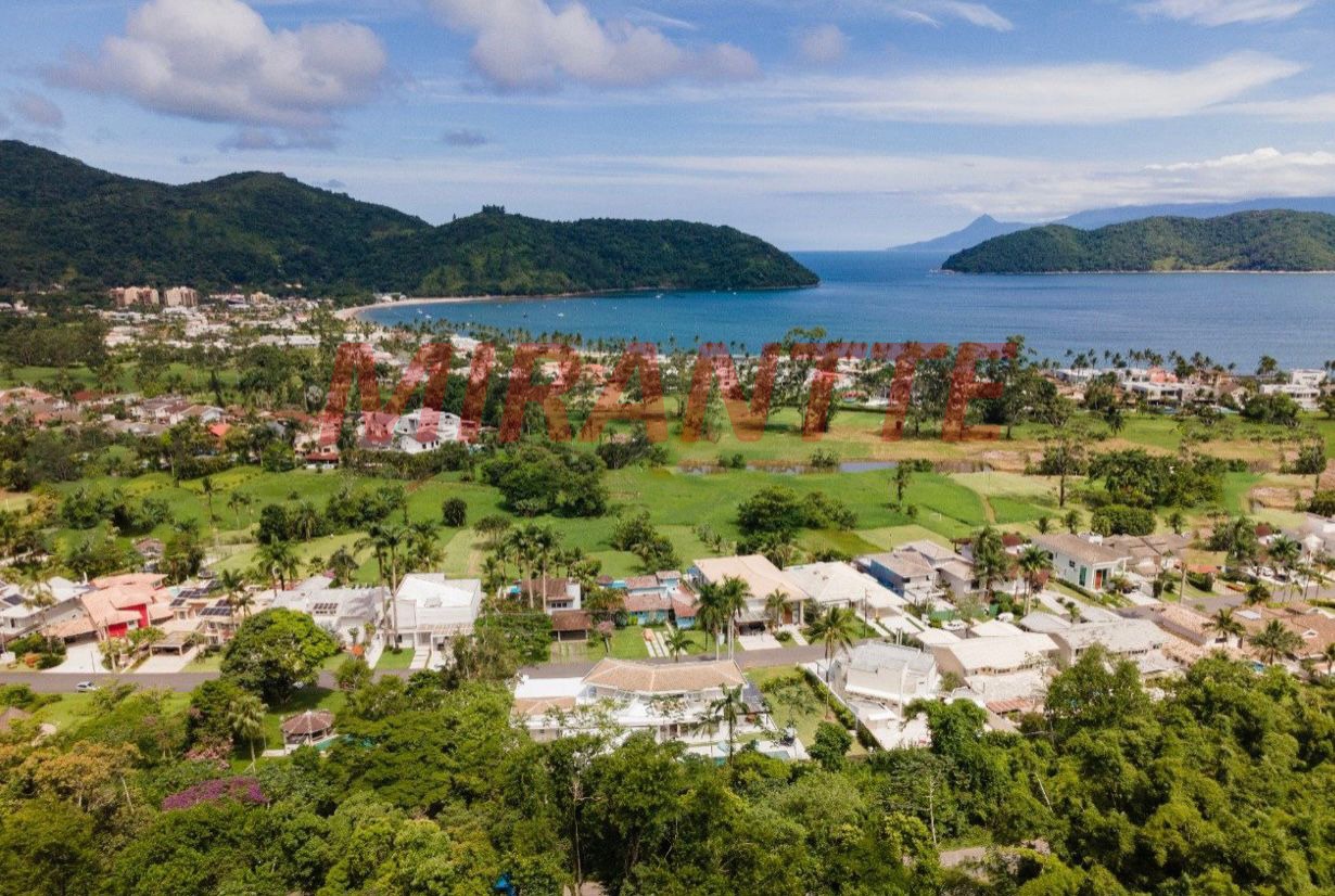 Sobrado de 619.21m² com 7 quartos em TABATINGA