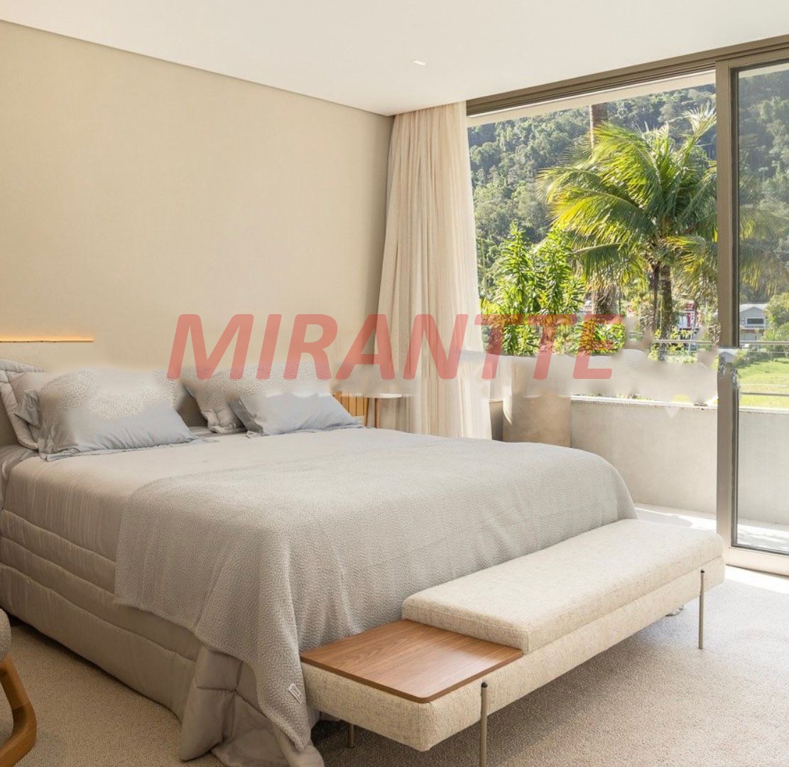 Sobrado de 600m² com 9 quartos em TABATINGA