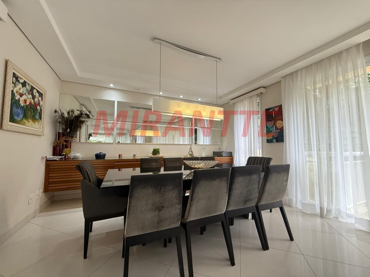 Cond. fechado de 500m² com 3 quartos em Vila Irmaos Arnoni