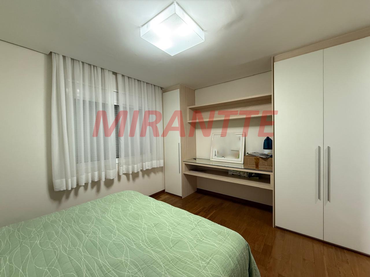 Cond. fechado de 500m² com 3 quartos em Vila Irmaos Arnoni