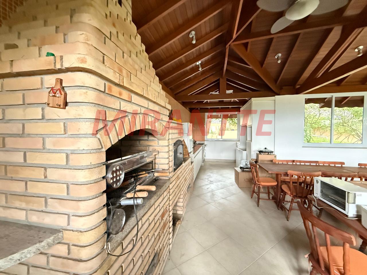 Cond. fechado de 500m² com 3 quartos em Vila Irmaos Arnoni