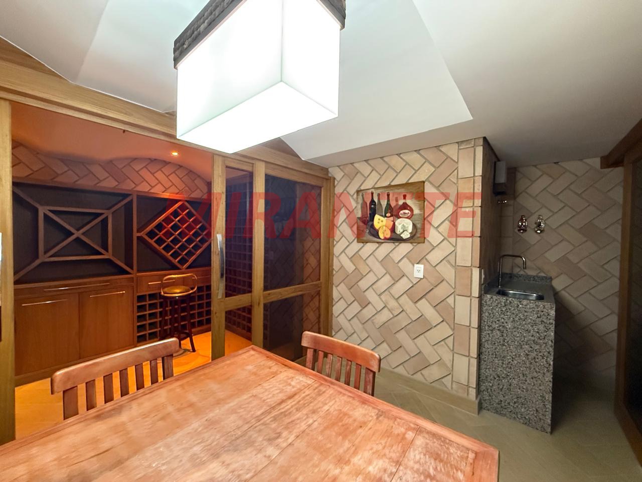 Cond. fechado de 500m² com 3 quartos em Vila Irmaos Arnoni