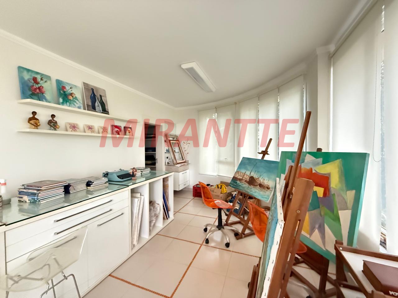 Cond. fechado de 500m² com 3 quartos em Vila Irmaos Arnoni