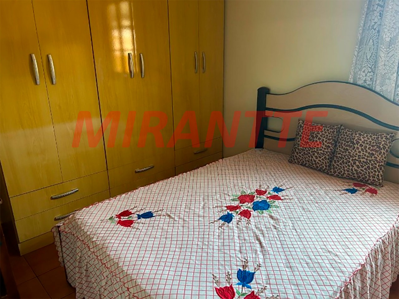 Sobrado de 164m² com 3 quartos em Jardim Virginia Bianca