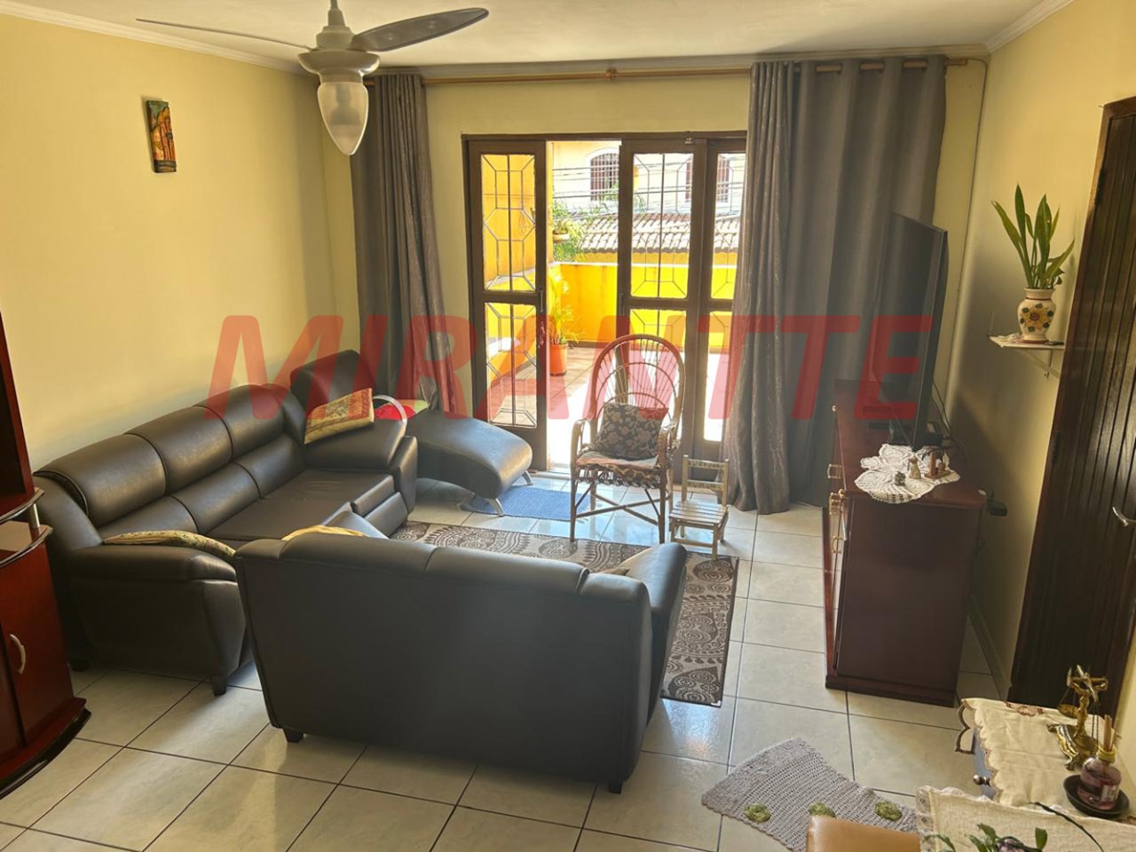 Sobrado de 164m² com 3 quartos em Jardim Virginia Bianca