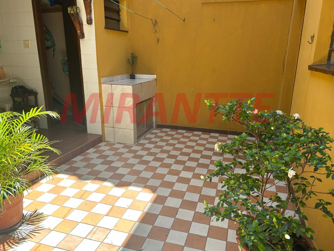 Sobrado de 164m² com 3 quartos em Jardim Virginia Bianca
