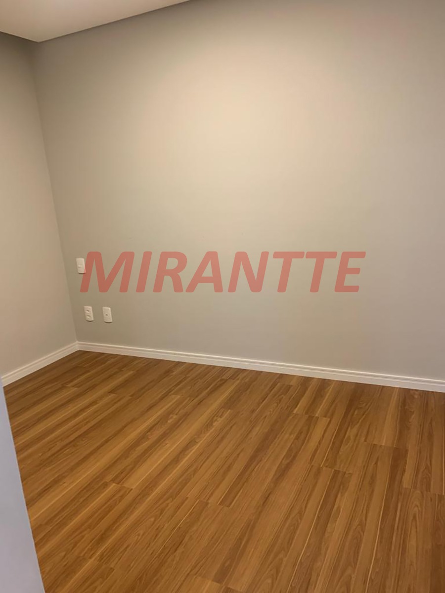 Apartamento de 43m² com 2 quartos em Vila Ede