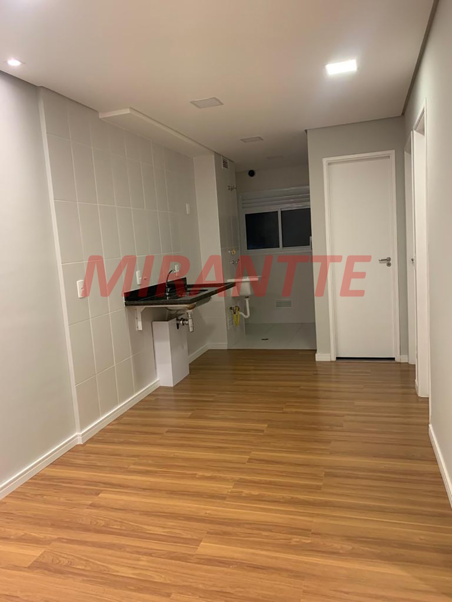 Apartamento de 43m² com 2 quartos em Vila Ede