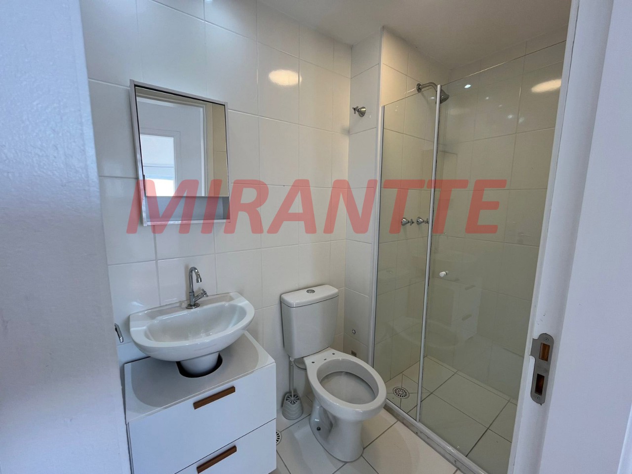 Apartamento de 42m² com 2 quartos em Vila Nova Cachoeirinha