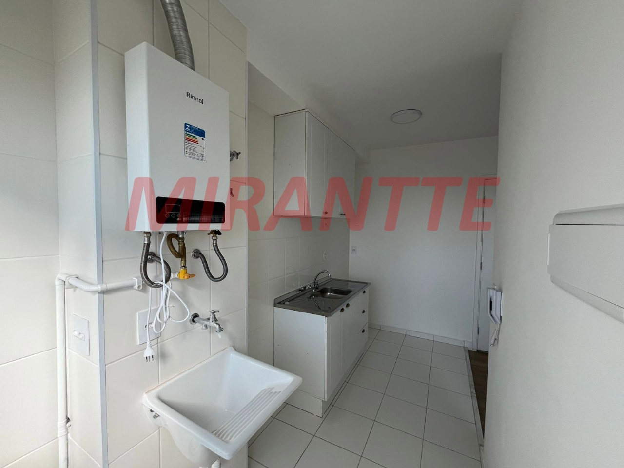 Apartamento de 42m² com 2 quartos em Vila Nova Cachoeirinha