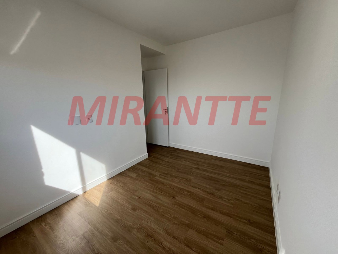 Apartamento de 42m² com 2 quartos em Vila Nova Cachoeirinha