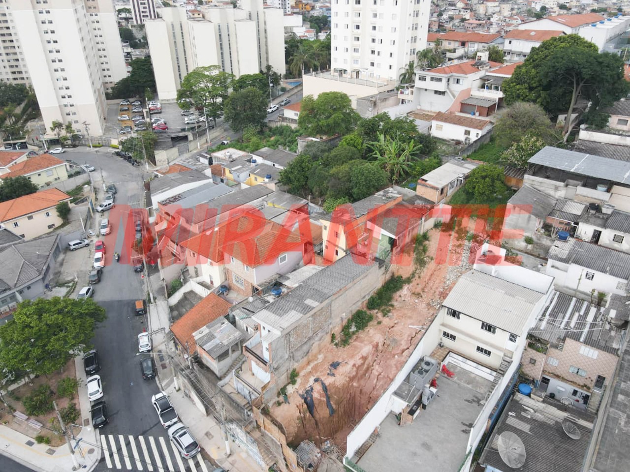 Terreno de m² em Imirim