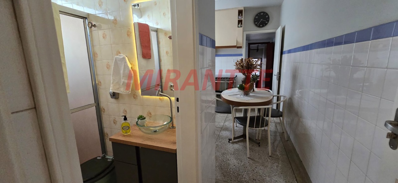 Sobrado de 370m² com 5 quartos em Vila Baruel