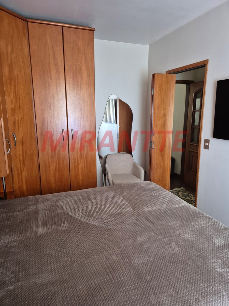 Sobrado de 370m² com 5 quartos em Vila Baruel