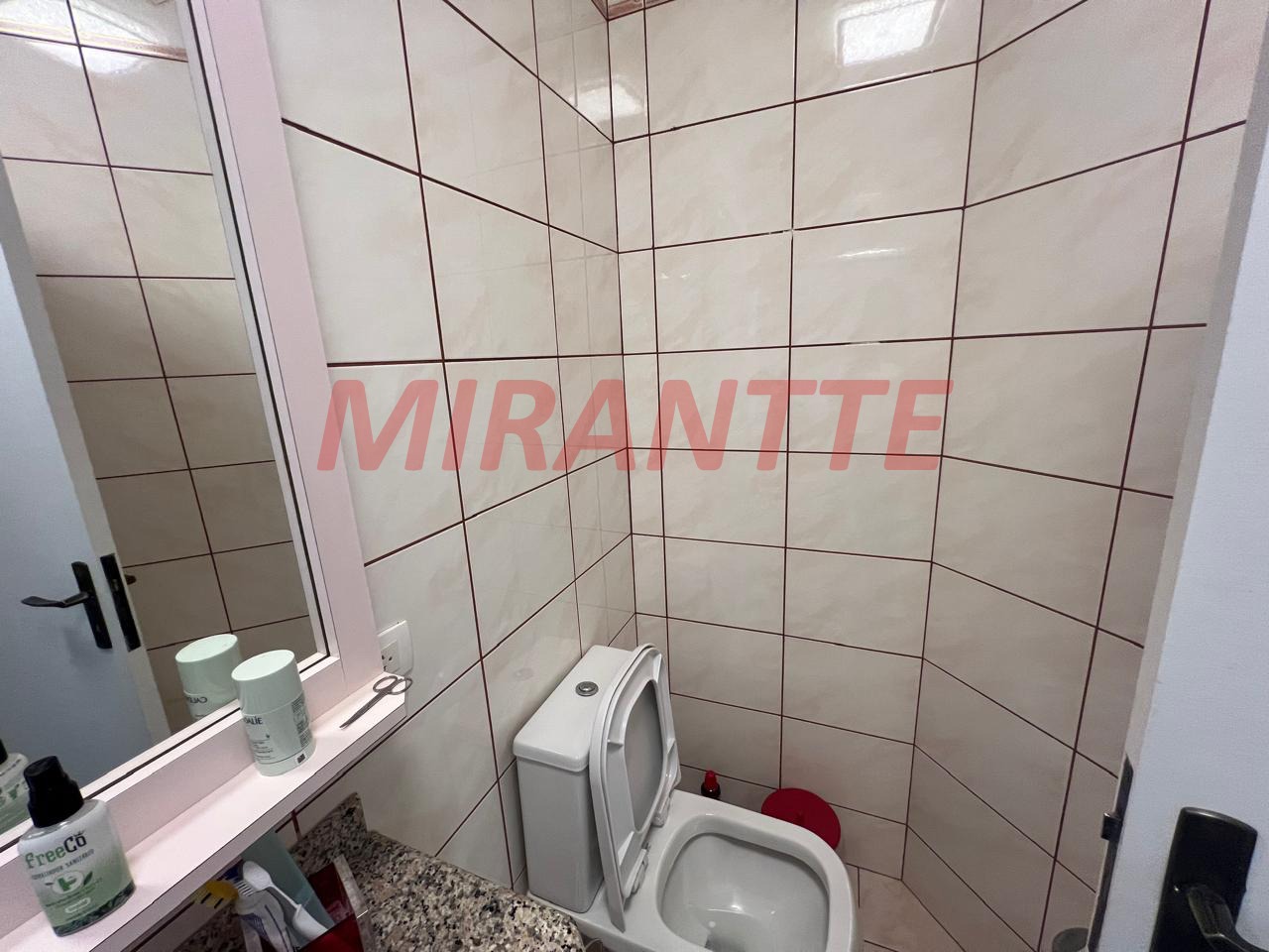 Cond. fechado de 700m² com 6 quartos em Cumbari