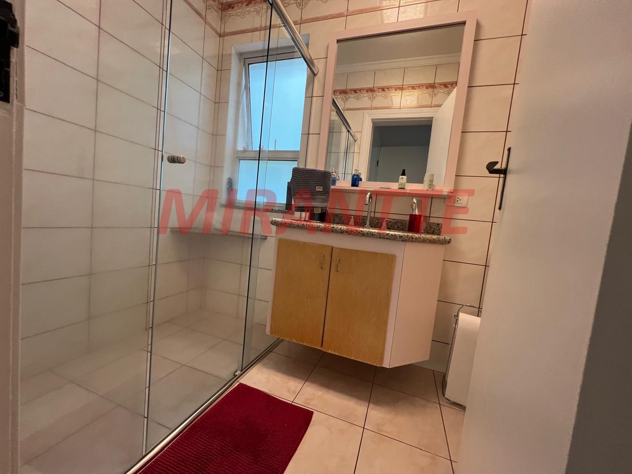 Cond. fechado de 700m² com 6 quartos em Cumbari
