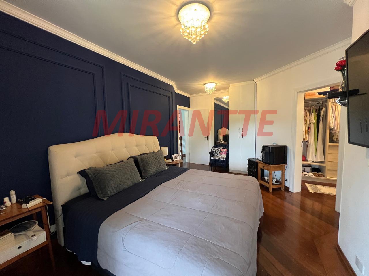 Cond. fechado de 700m² com 6 quartos em Cumbari