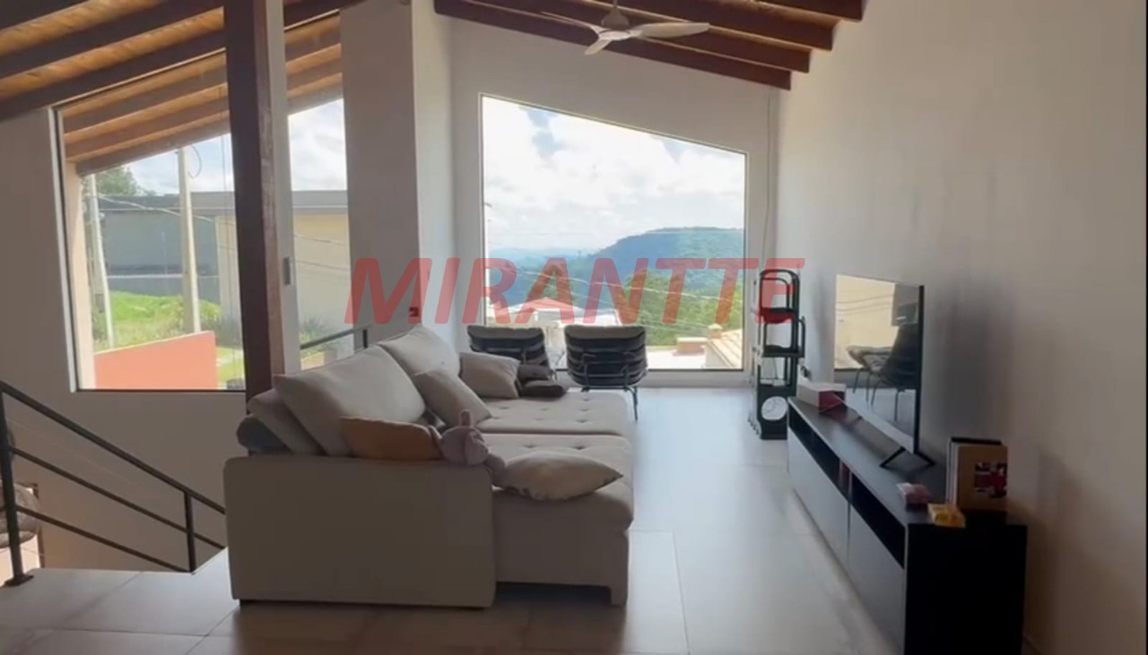 Cond. fechado de 0.1m² com 1 quartos em Mato Dentro