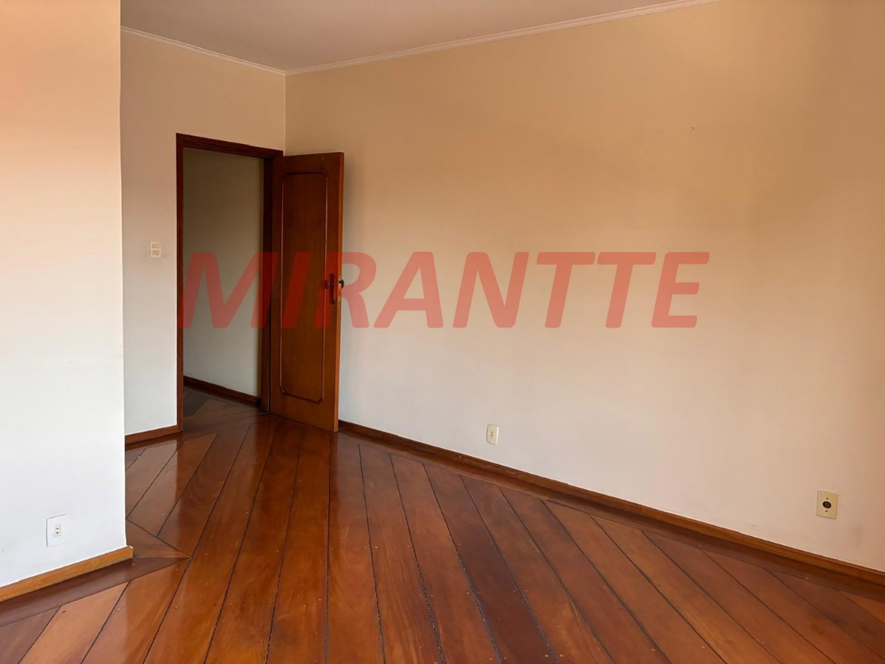 Sobrado de 200m² com 3 quartos em Jardim do Colégio (Zona Norte)