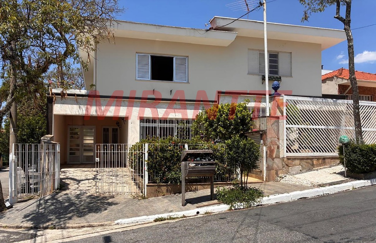 Sobrado de 200m² com 3 quartos em Jardim do Colégio (Zona Norte)