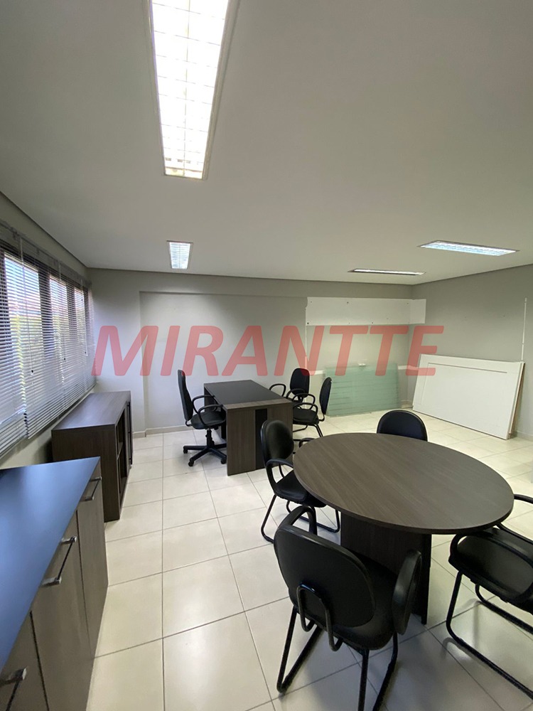 Conjunto comercial de 42m² em Santana