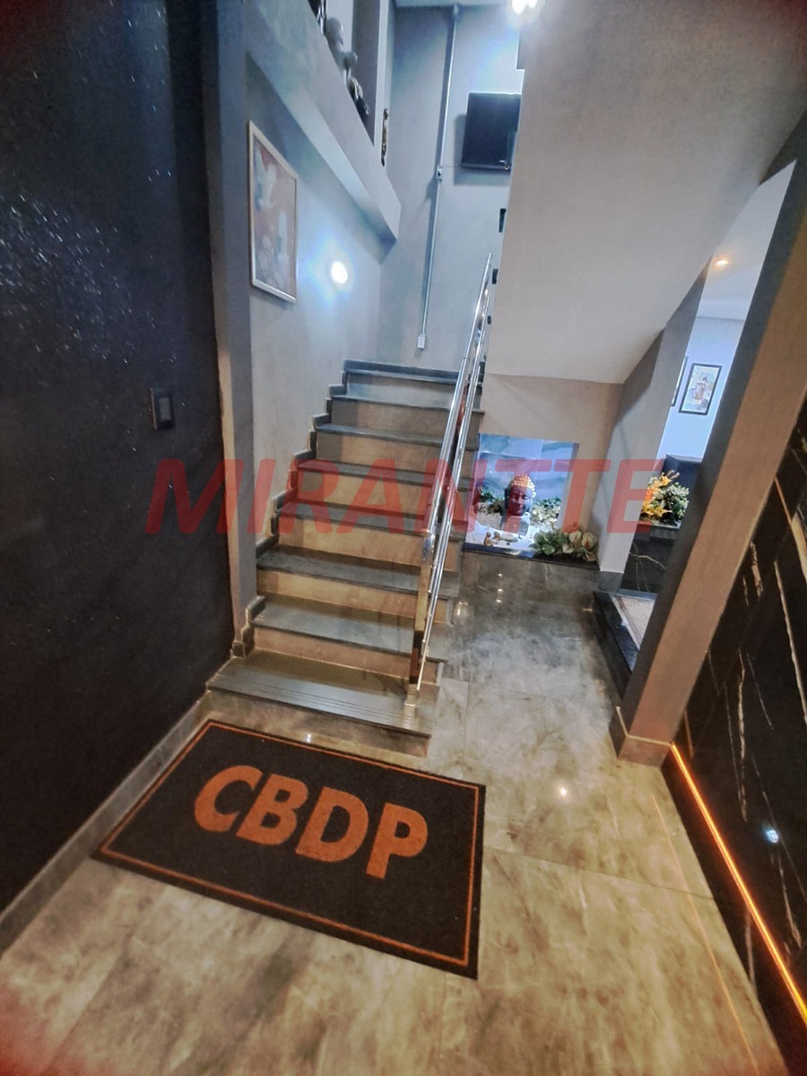 Comercial de 183m² em Quitaúna