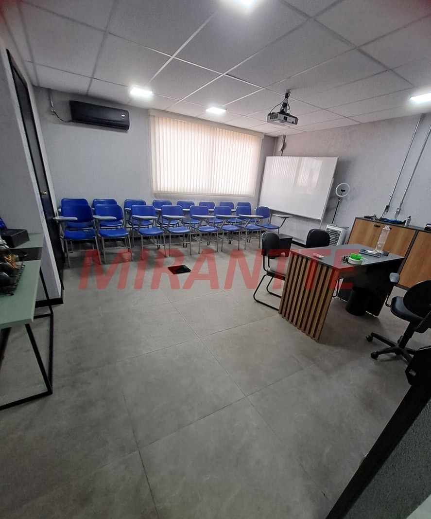 Comercial de 183m² em Quitaúna