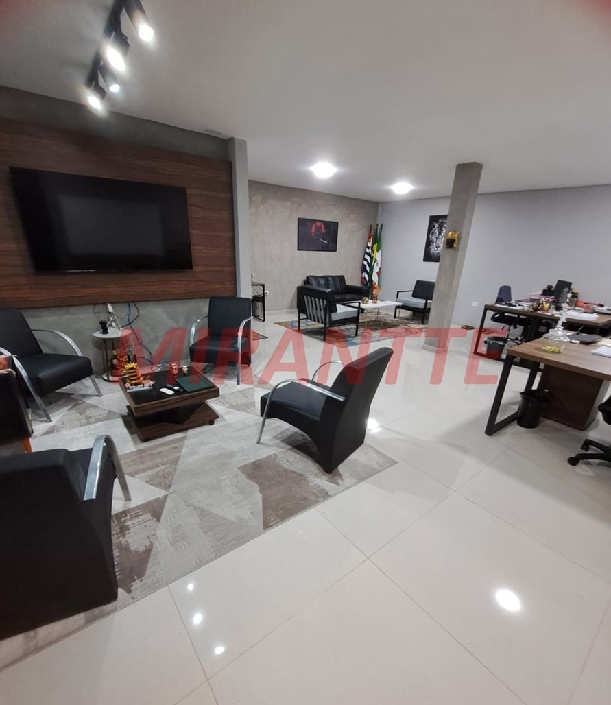 Comercial de 183m² em Quitaúna