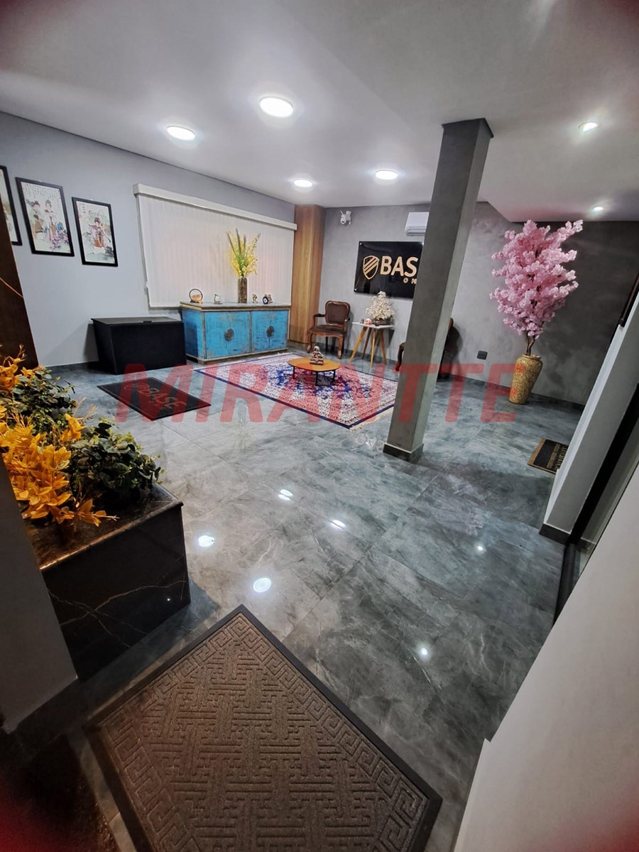 Comercial de 183m² em Quitaúna