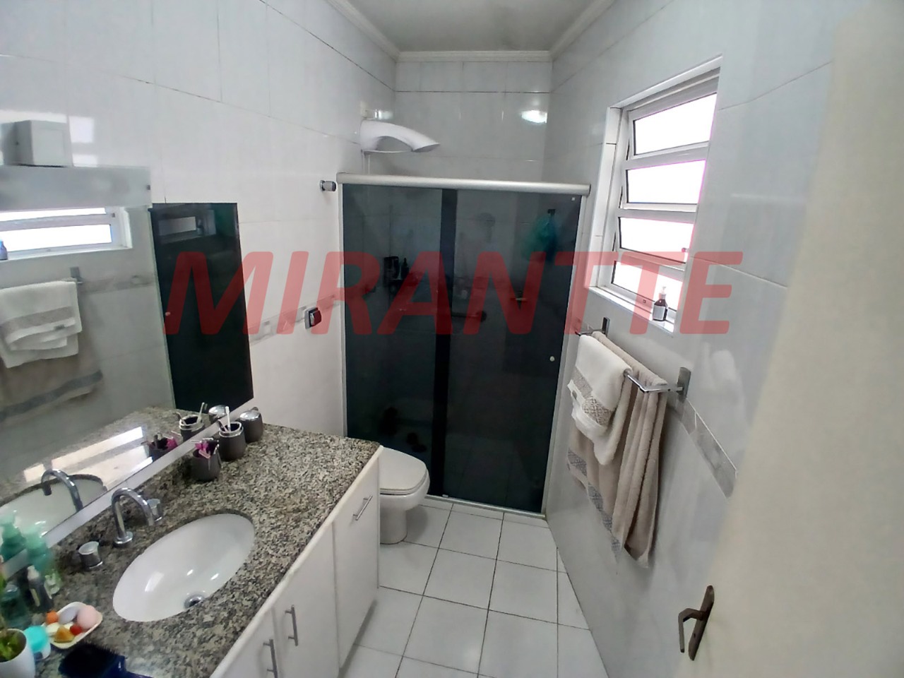 Sobrado de 181m² com 3 quartos em Jardim Paraiso