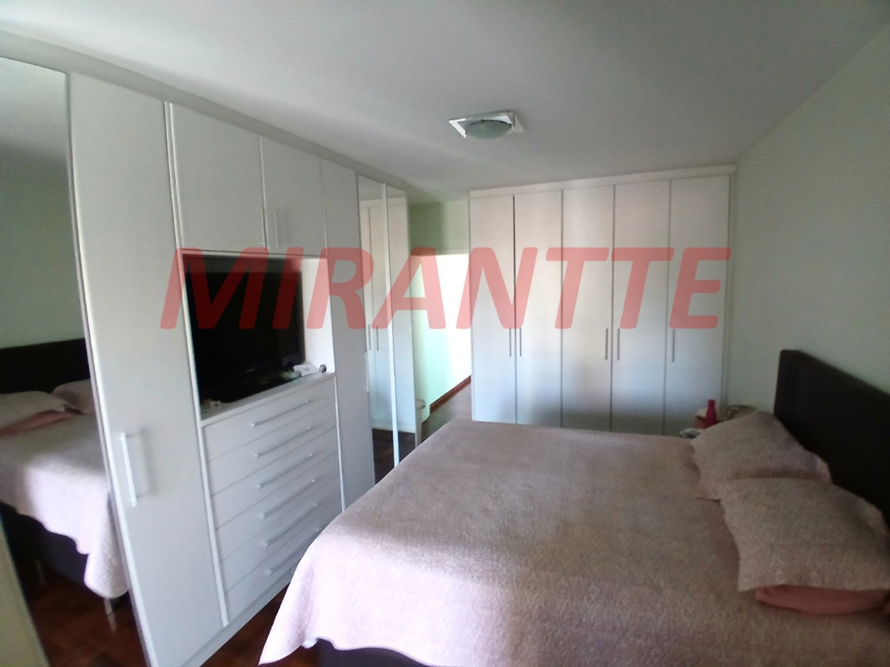Sobrado de 181m² com 3 quartos em Jardim Paraiso
