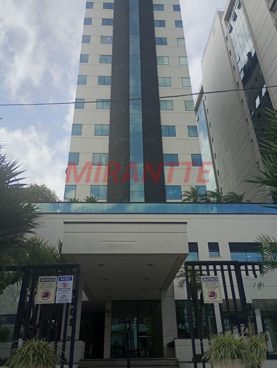 Comercial de 148m² em Santana