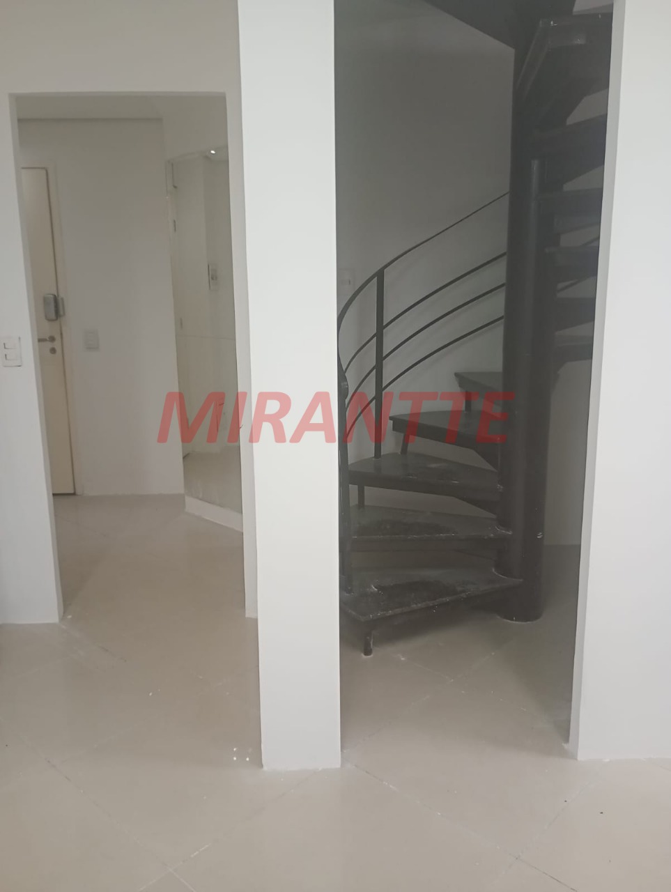 Comercial de 148m² em Santana