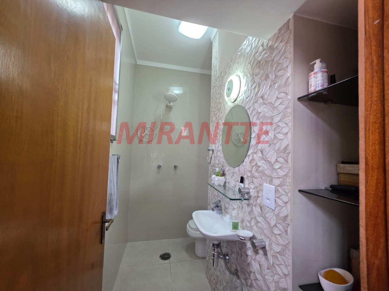 Casa terrea de 211m² com 3 quartos em Santana