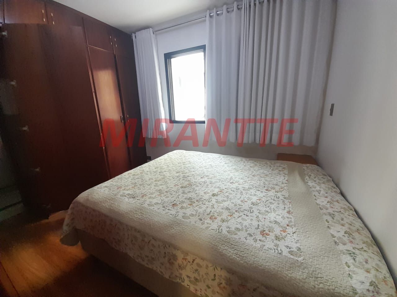 Apartamento de 120m² com 3 quartos em Água Fria