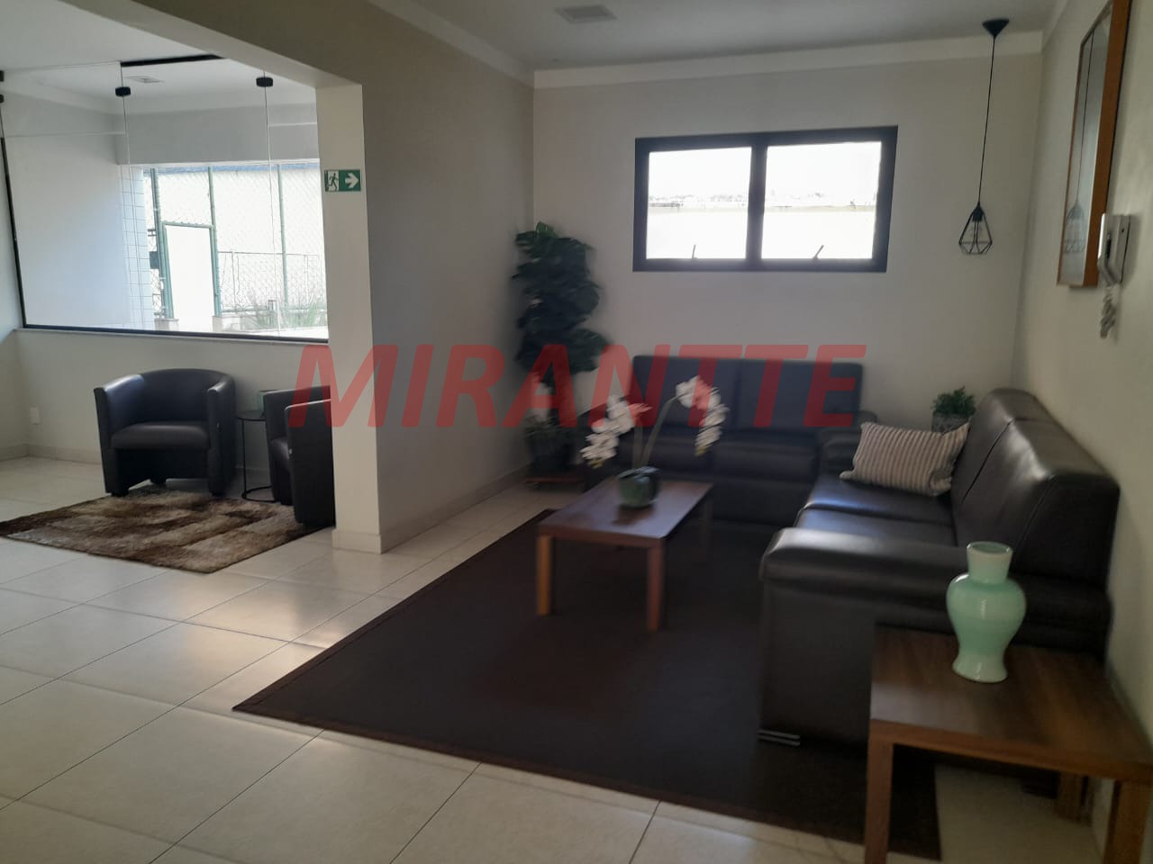 Apartamento de 120m² com 3 quartos em Água Fria