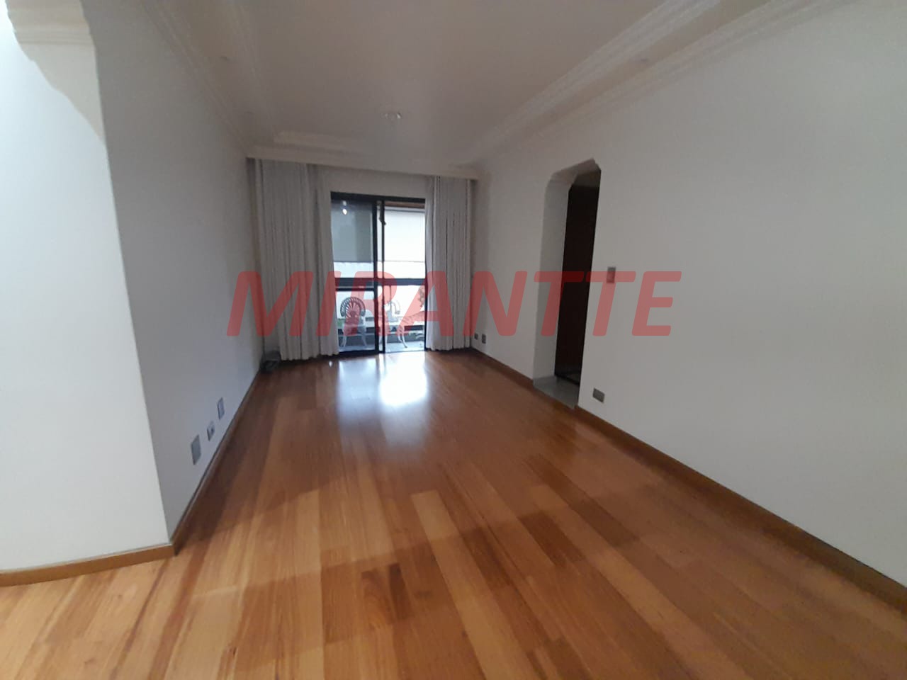 Apartamento de 120m² com 3 quartos em Água Fria