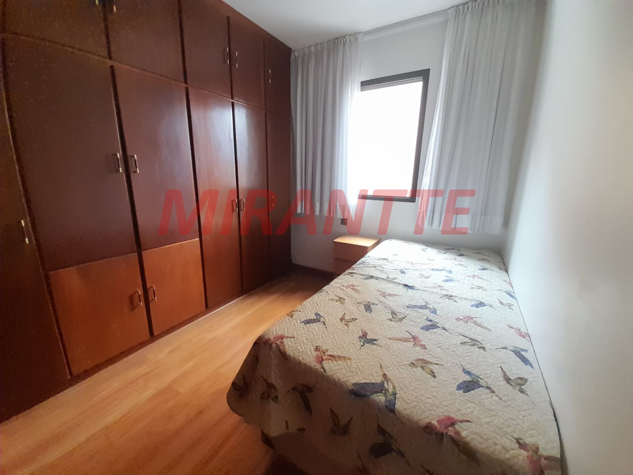 Apartamento de 120m² com 3 quartos em Água Fria